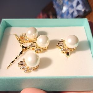 Pearl set